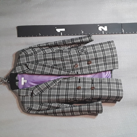 C30 Top Notch - Picture 1 of 3